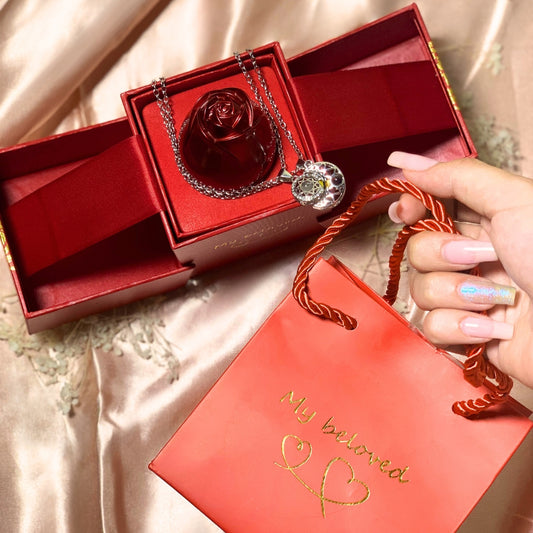 Collar Sol y Luna + Caja de Joyeria